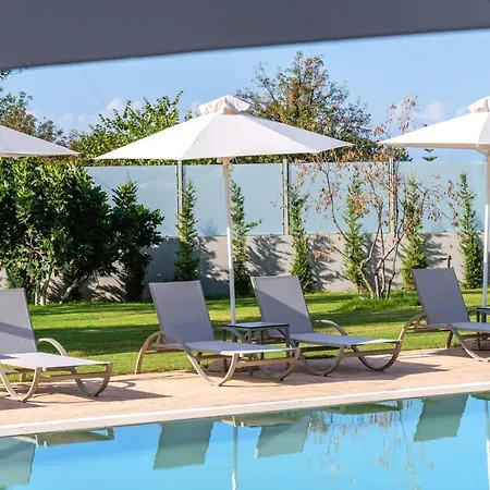 Karavos Almyros Hotel de apartamente
