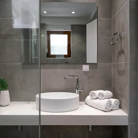Karavos Almyros Apart Otel