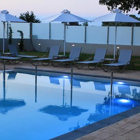 Karavos Almyros アパートホテル Almiros Beach