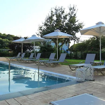 Karavos Almyros アパートホテル Almiros Beach