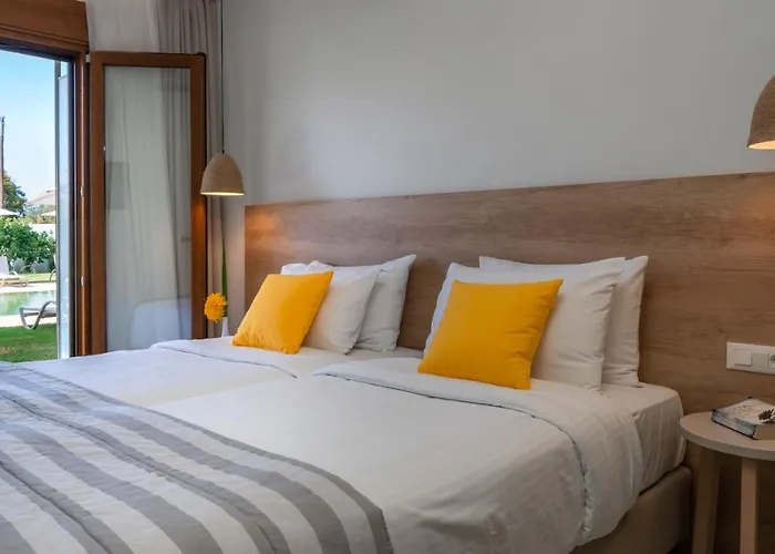 Karavos Almyros 4*